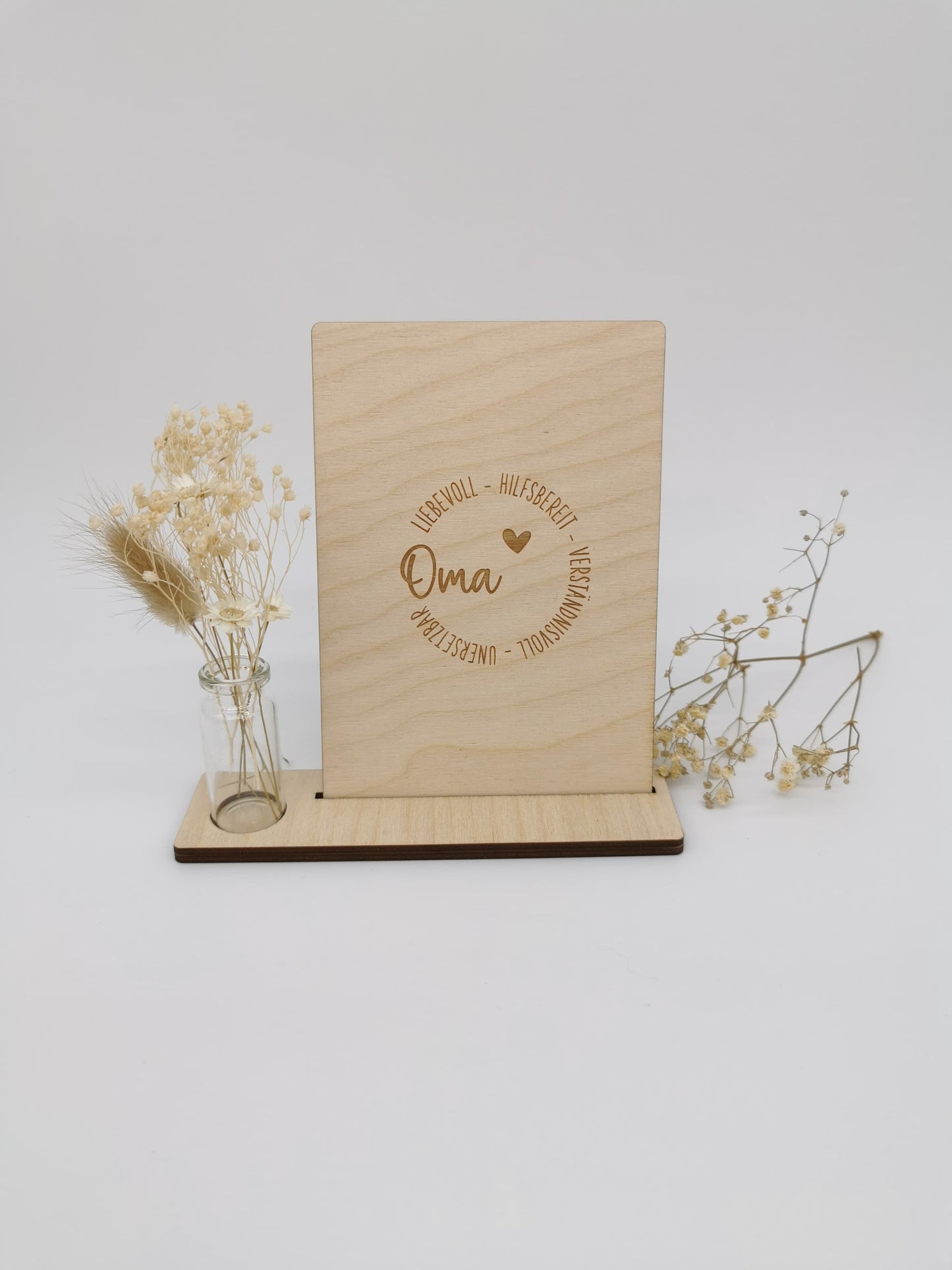 Holzkarte mit Vase und Trockenblumen Oma