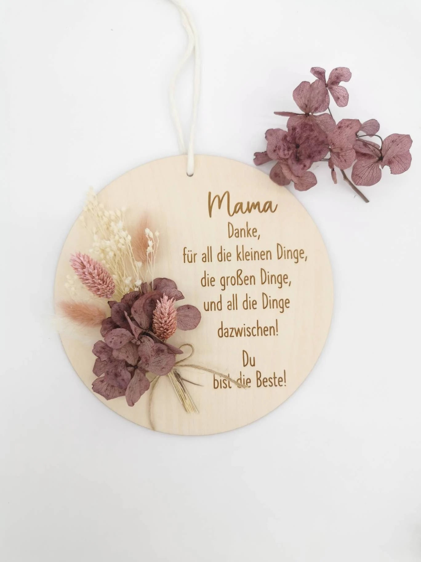 Holzschild Mama mit Trockenblumen