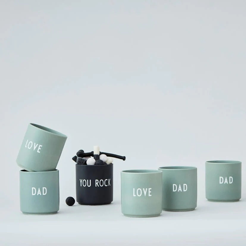 Design Letters - Becher, Dad, grün