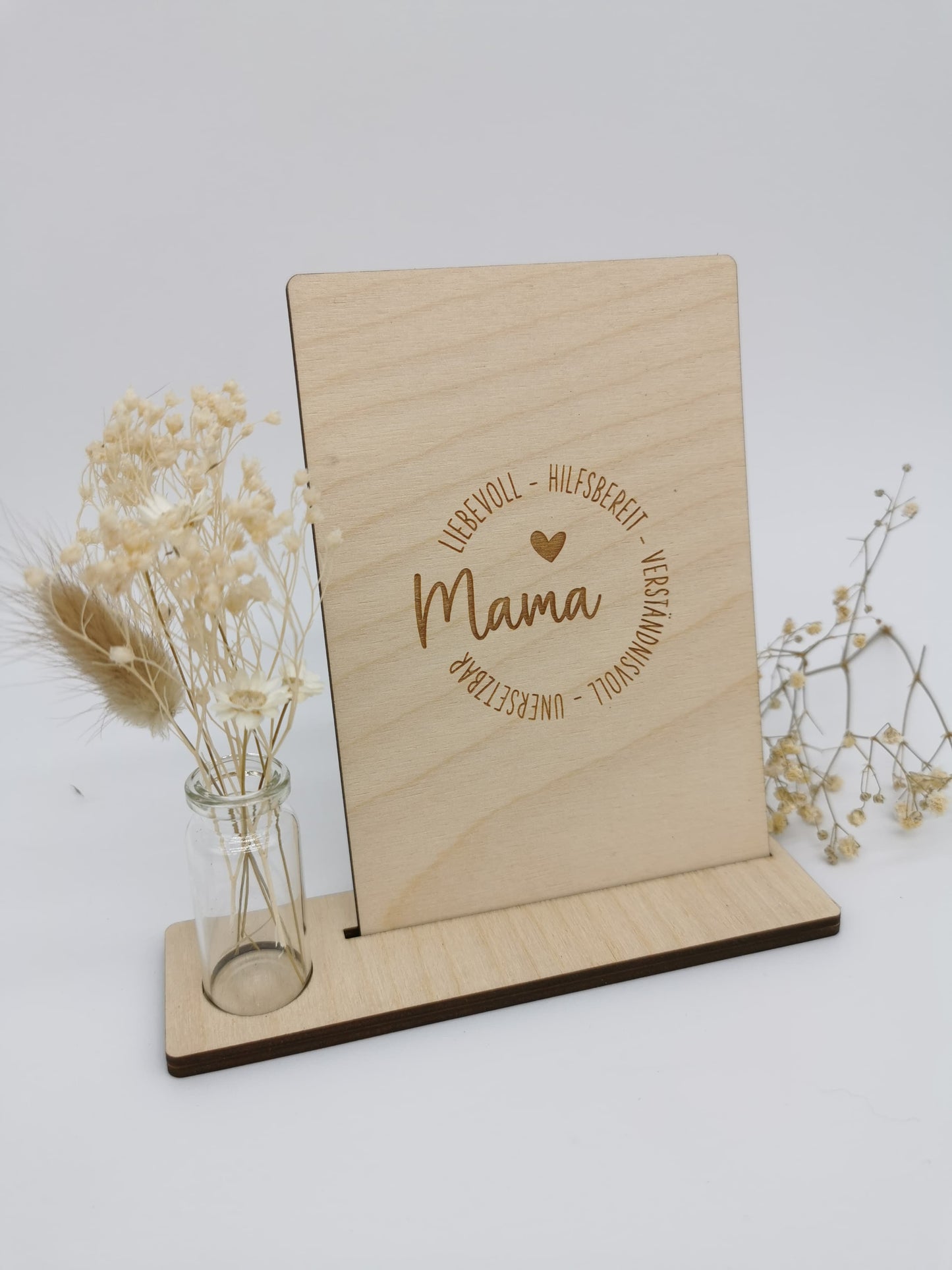 Holzkarte mit Vase und Trockenblumen Mama